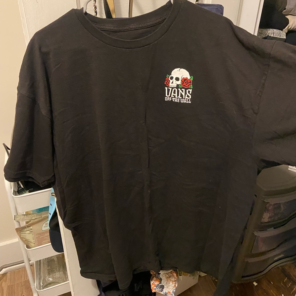 VANS of the wall skull and rose tshirt